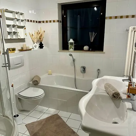 Golden Hour Апартаменты